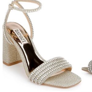 Badgley Mischka Collection Becca Crystal embellished block heels sandals size 7